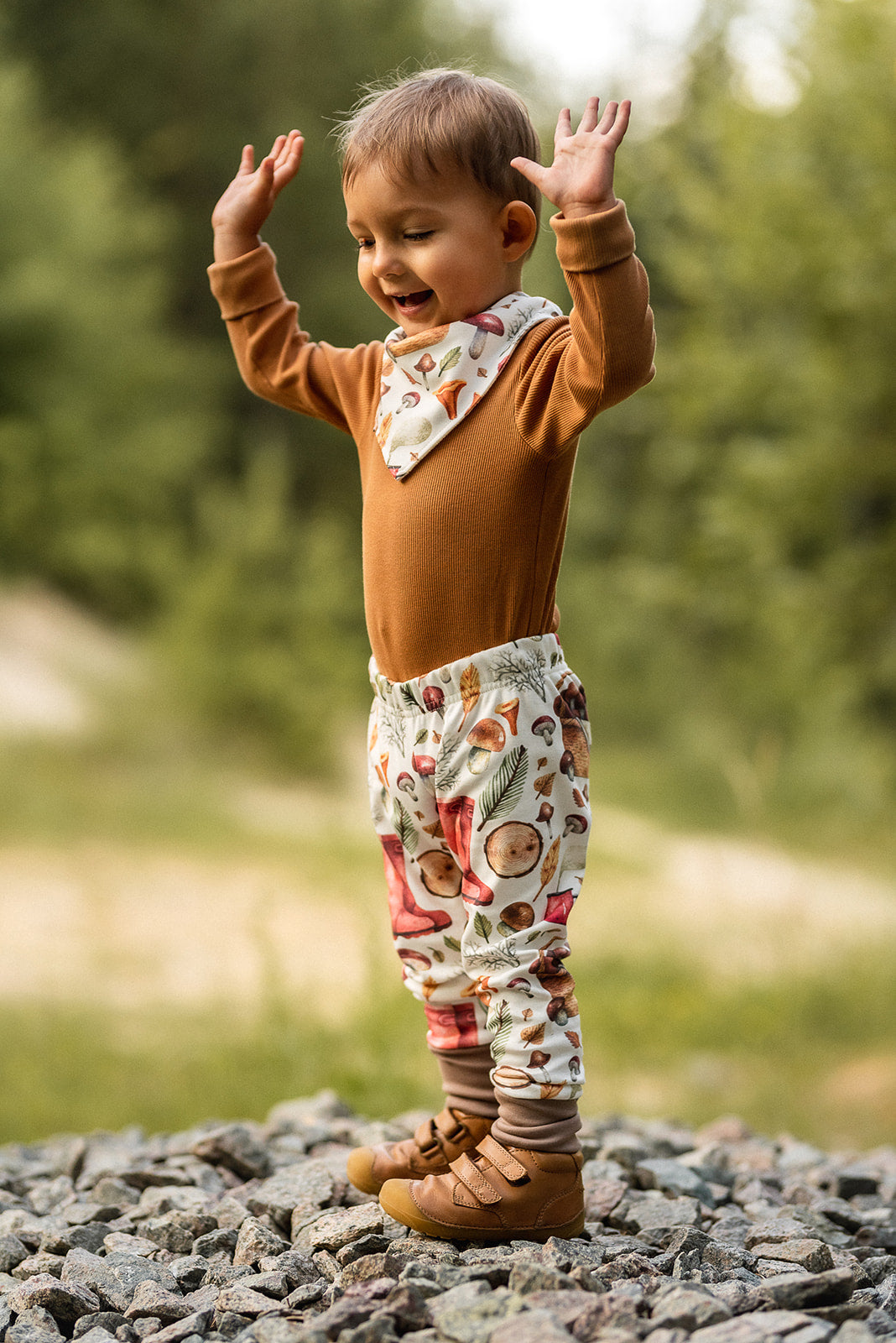 PDF střih na dětské legíny s nápletem na nohavicích "Chandler", 56-92