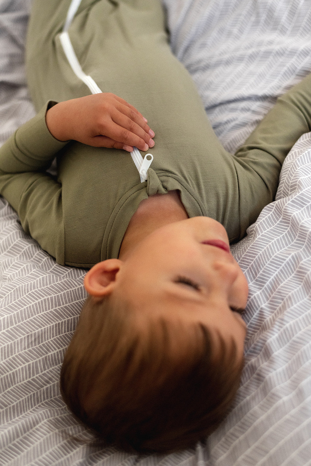 Rose Baby Romper Sewing Pattern with Zipper