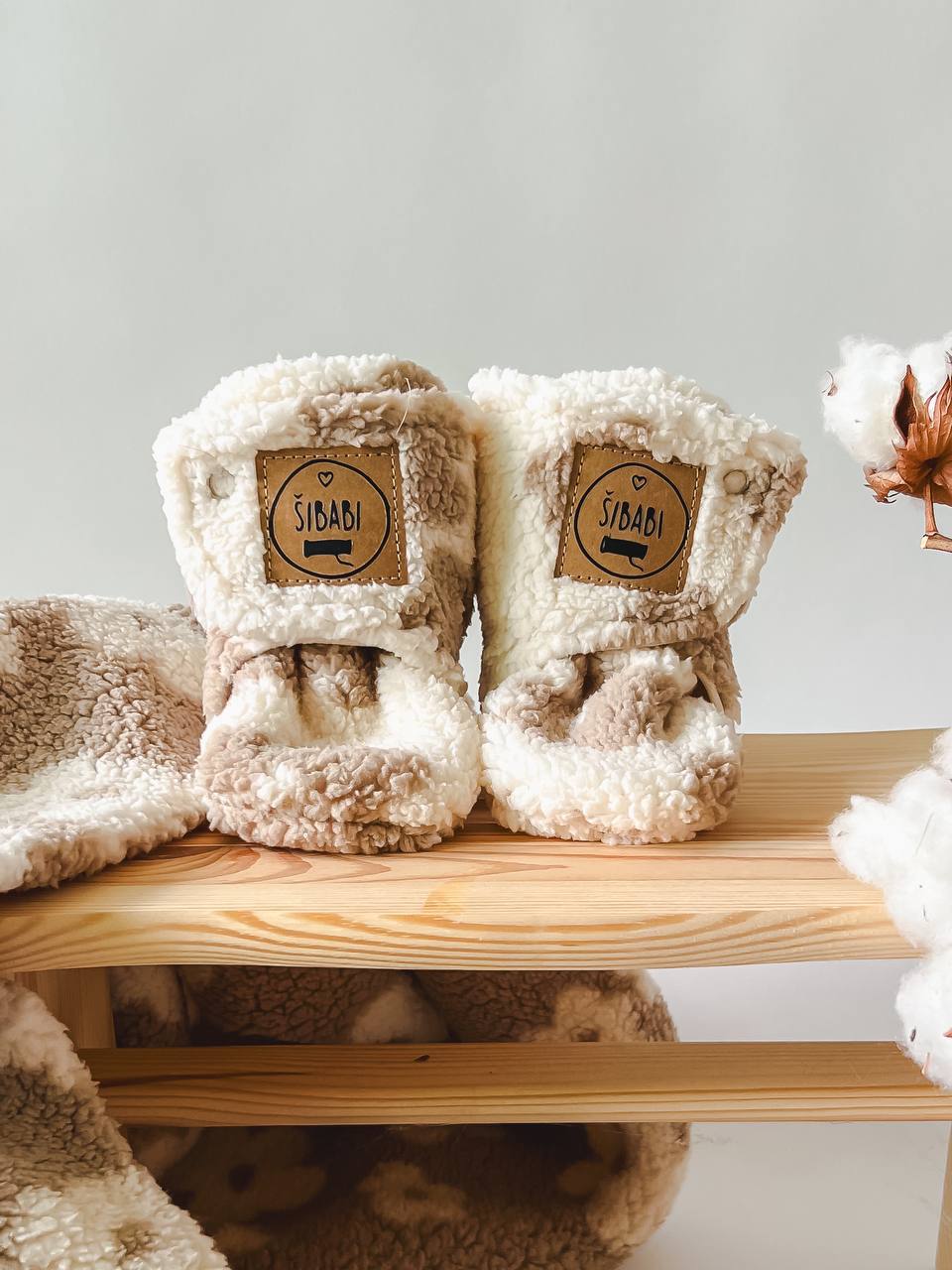 Mimi baby comfort booties