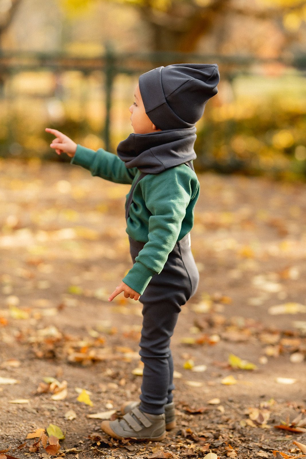 Střih na dětskou mikinu s raglánem "Paisley" 62 -134 - Šibabi.cz