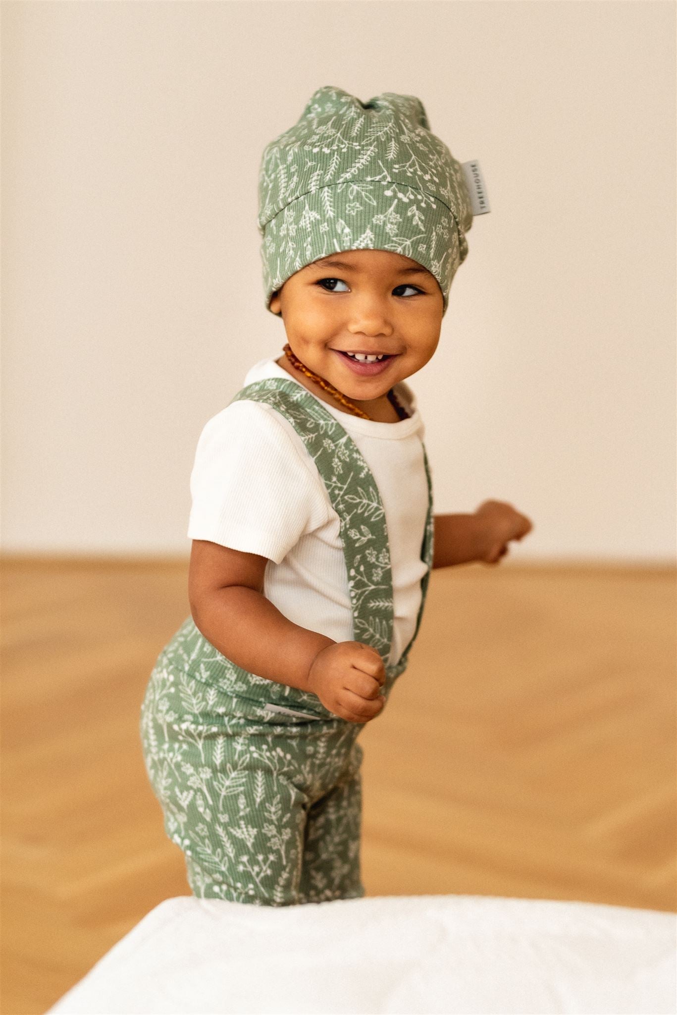 Střih na čepičku pro miminko s uzlíky "Mike" 0 - 2 roky - Šibabi.cz