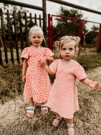 Střih na zavinovací dětské šaty " Chloe" - 56 - 140 - Šibabi.cz